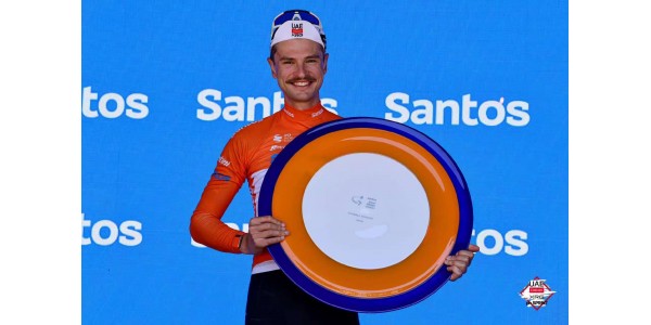 Jay Wain wint ondanks blessure, UAE Team-shirt bekroont hem in de Tour Down Under Jay Wain wint ondanks blessure, UAE Team-shirt bekroont hem in de Tour Down Under